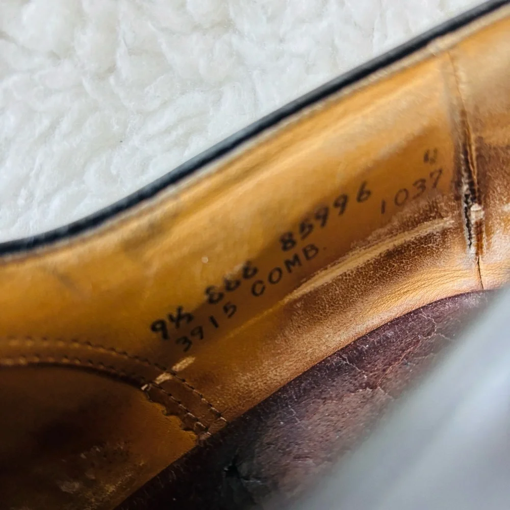 Allen Edmonds Black leather Oxfords Shoes size 9.5 EEE